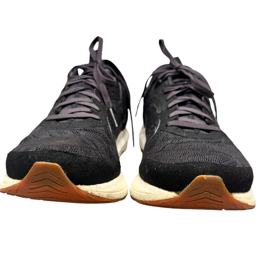 Saucony Women's Lightweight Black Freedom 5 Athletic Sneakers, Size 11 - Picture 9 of 11
